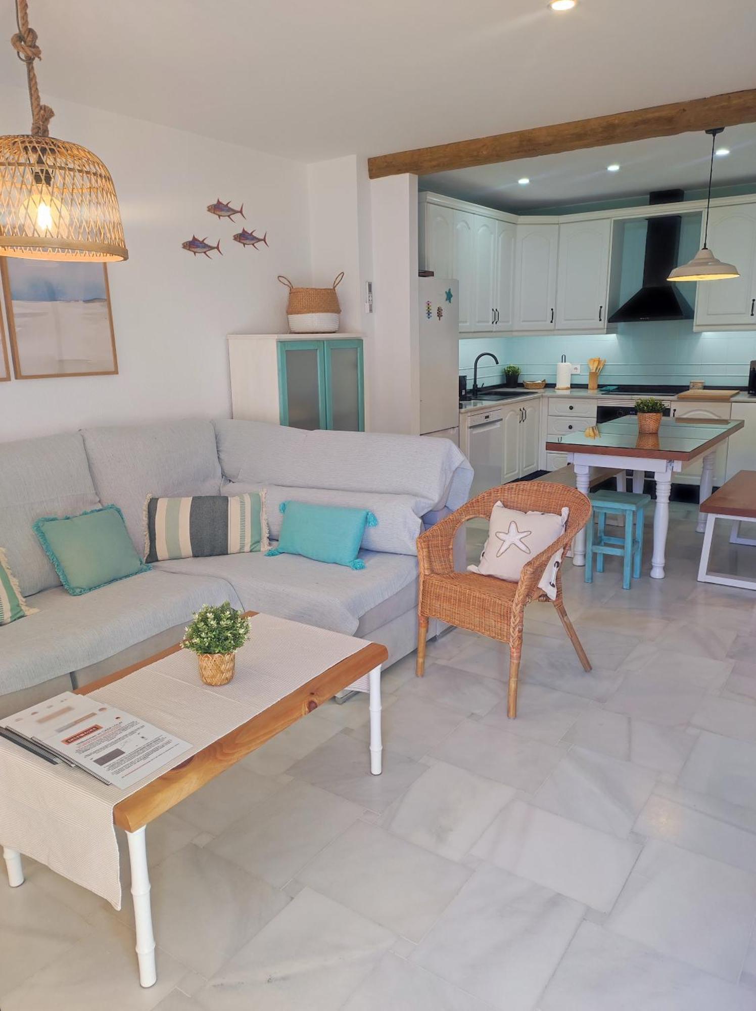 Casa Lola Conil, Azotea Al Mar Y Parking Solo Familias O Parejas Villa Conil De La Frontera Exterior photo